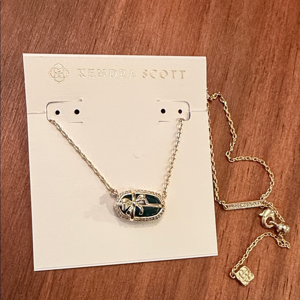 Kendra Scott Gold Green Pendant Necklace with bow